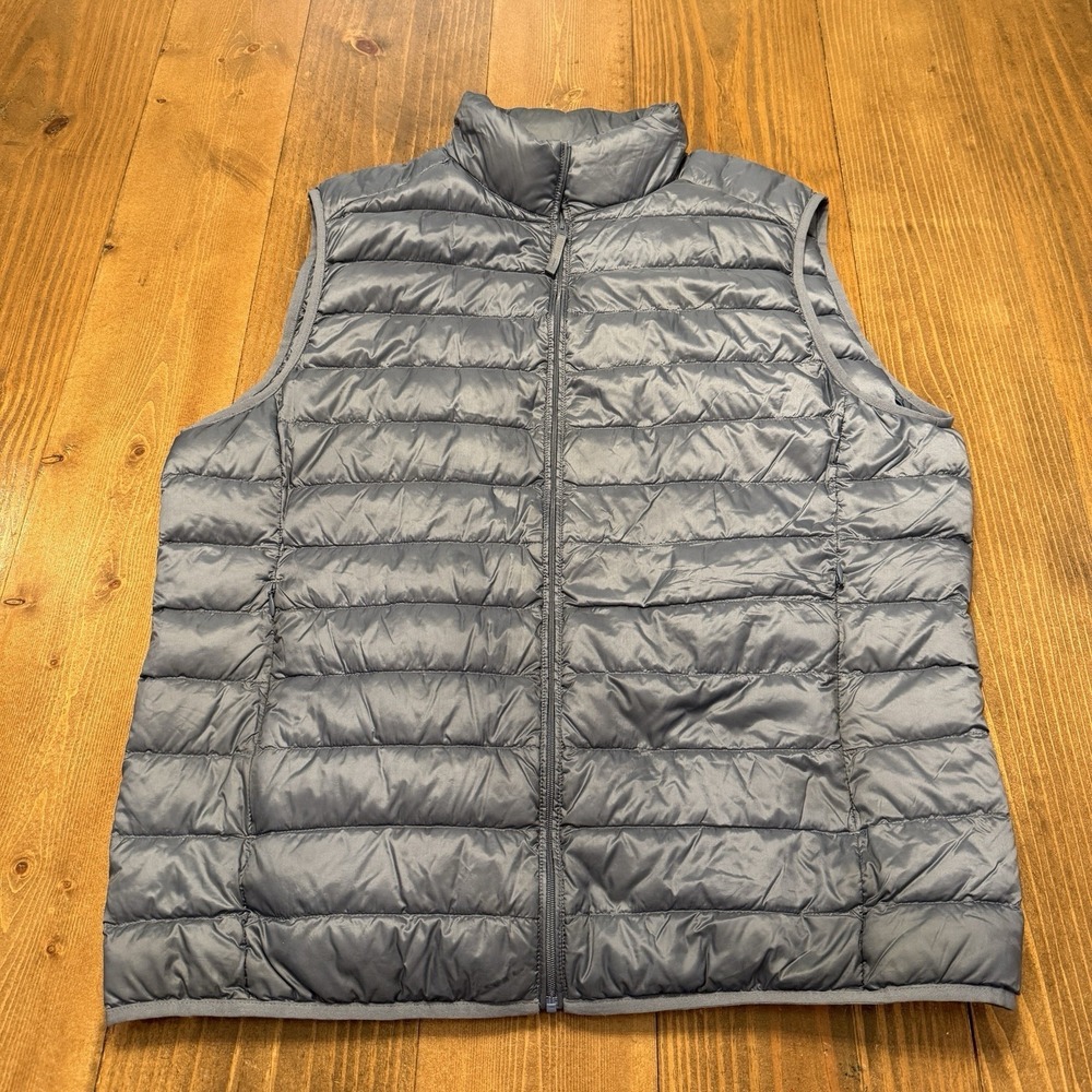 Uniqlo Ultra Light Down Puffer Vest Light Blue Mens Size Large Travel Packable
